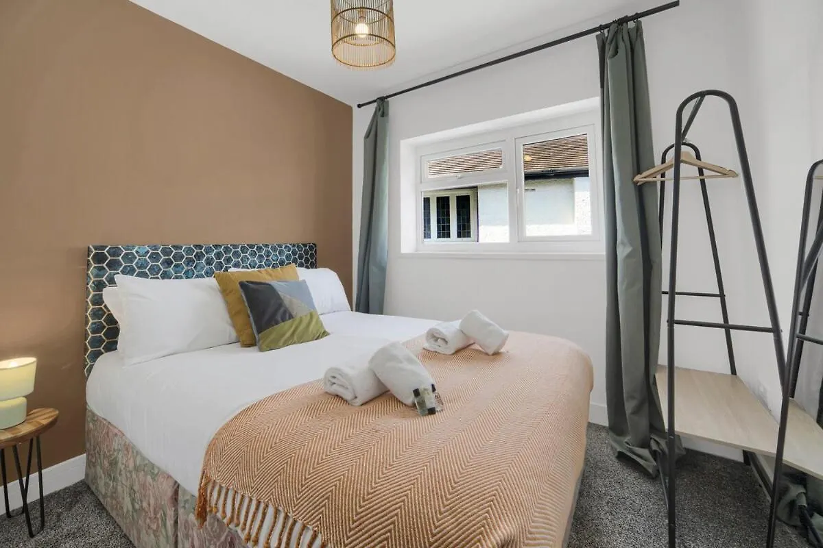 Spacious & Stylish - Free Parking - Fast Wifi Cardiff United Kingdom