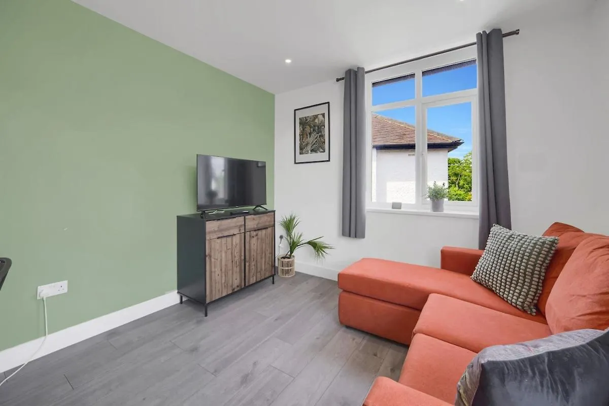 Apartment Spacious & Stylish - Free Parking - Fast Wifi Cardiff